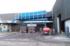 Extérieur bâtiment stock amont convoyeur et décartonneur 02 mars 2020