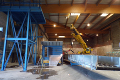 16 mars : préparation tapis dans stock amont