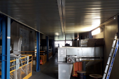 11 avril : bardage plafond plateforme cabine de tri