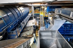 07 mai : vue tapis et trommel dessus cabine de tri